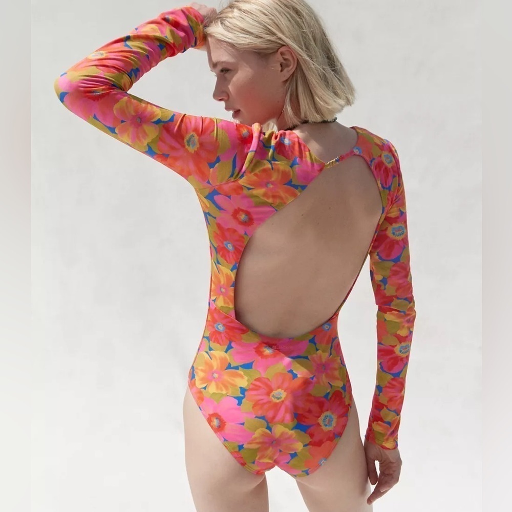 NWT Billabong Sunny Coast Floral Long Sleeve One-Piece Swimsuit - Picture 2 of 4